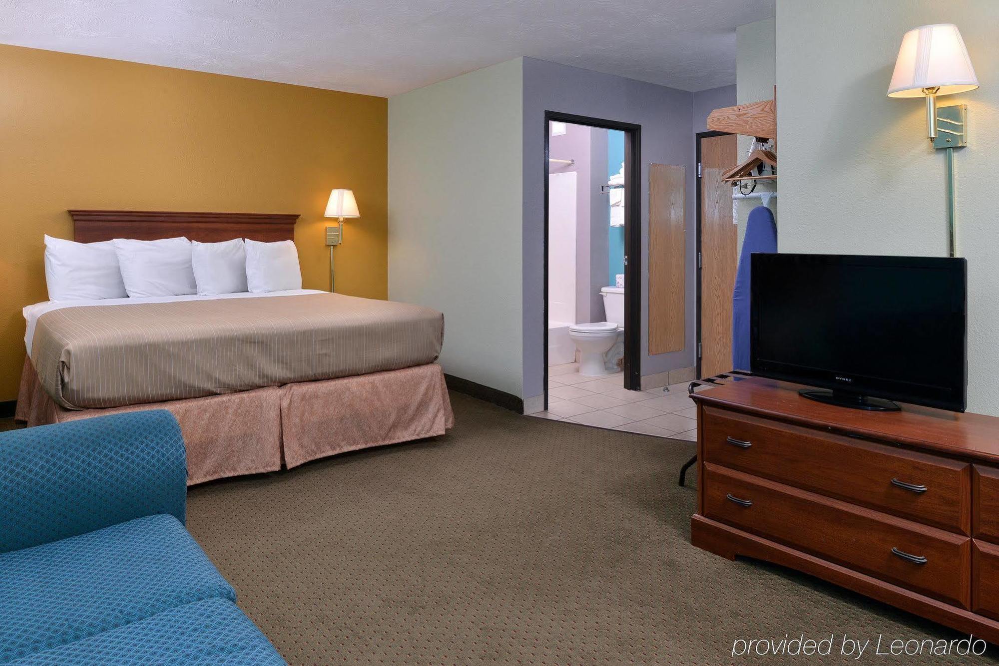 Americas Best Value Inn - Seymour Exterior photo
