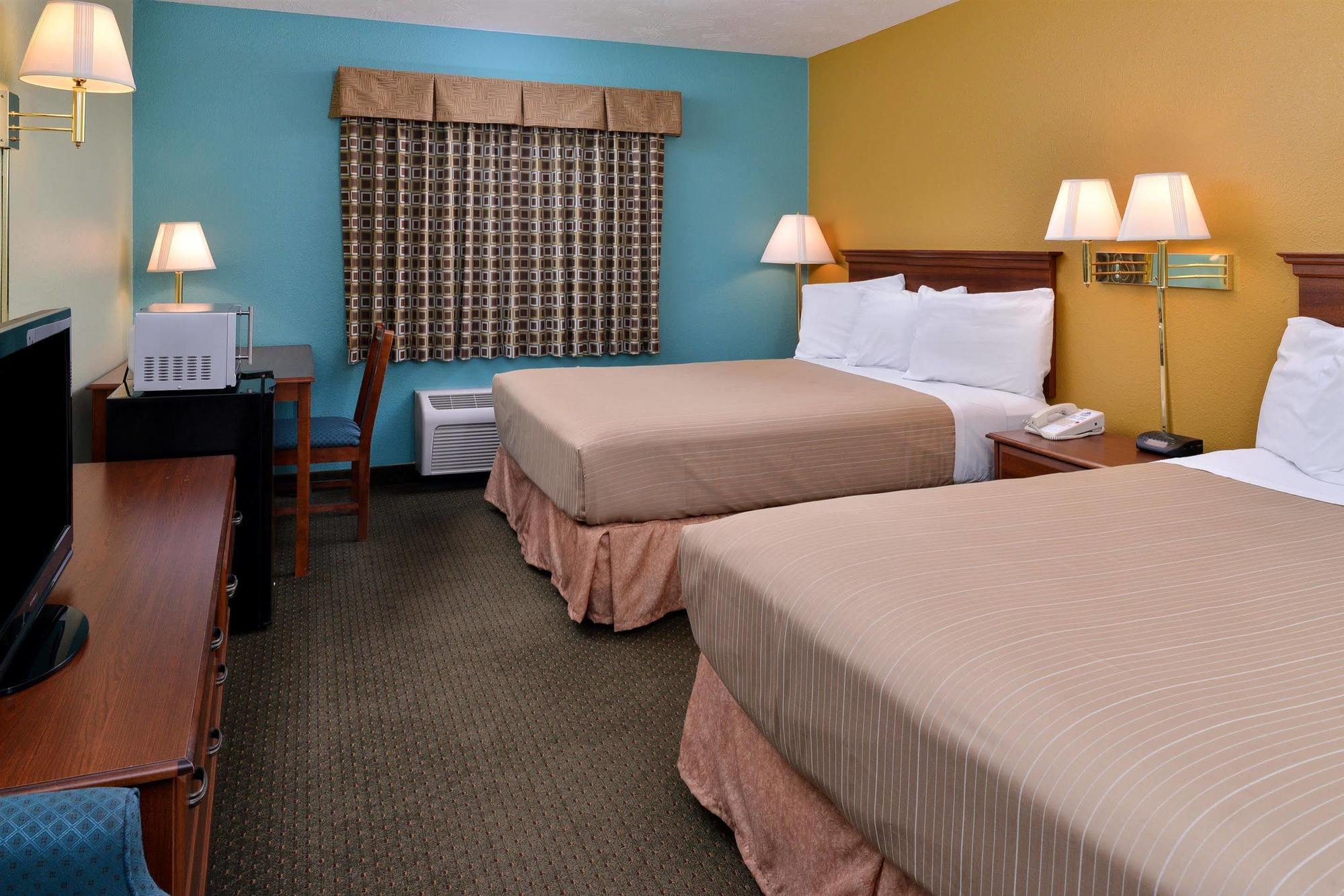 Americas Best Value Inn - Seymour Exterior photo